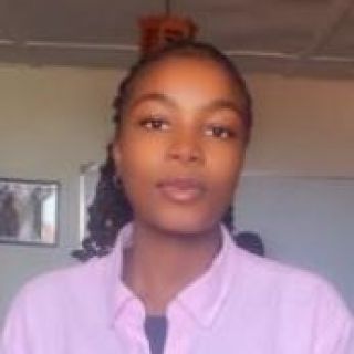 Portrait de SELUWA ANGELANI KiNGOMBE